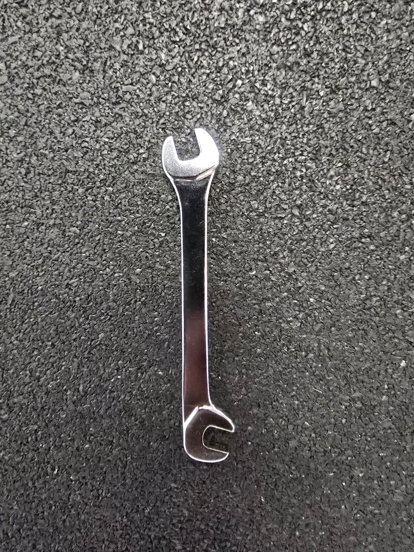 Crescent Wrench Foil Barrel 5mm